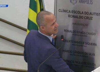 Reamilton se incomoda com atuação de Fred Godoy por estudantes autistas e decide atacar homenagem feita em escola