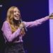 Julliany Souza divide cena com Gabriela Rocha, Nívea Soares e Diante do Trono em novo audiovisual