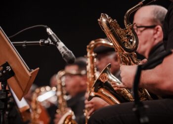 Quarta Cultural apresenta espetáculo AnaJazz no Teatro Municipal
