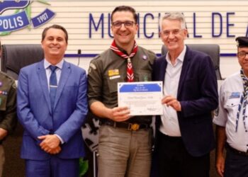 Jean Carlos informa que não convidou Walter Vosgrau para homenagem a escoteiros