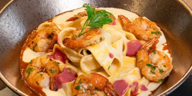 Restaurante aposta em experiência completa por R$ 99 para celebrar o Dia das Mães