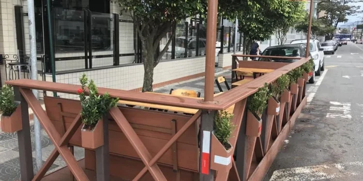 Em separado, entidades e poderes debatem situação de restaurantes com música ao vivo