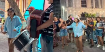Cantando “Asa Branca” na rua, Roberta Miranda emociona fãs em homenagem a Luiz Gonzaga em Recife