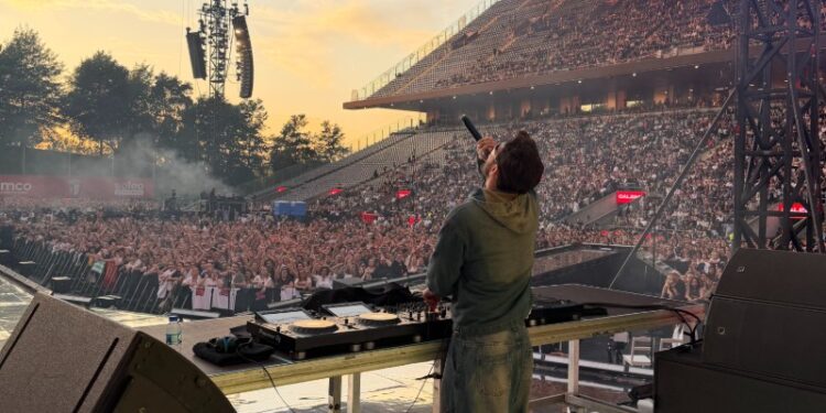 EME DJ abre show de Calema para 25 mil pessoas no Estádio Municipal de Braga