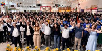 Andreia reforça posição de irmão e enaltece parceira com Célio Silveira