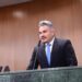 “Não vale a pena nos reduzirmos a um duelo emburrecido de esquerda e direita”