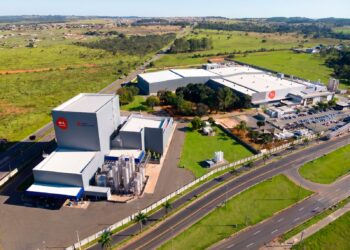 Nova fábrica de detergente em pó em Goiás recebe investimento superior a R$ 150 milhões