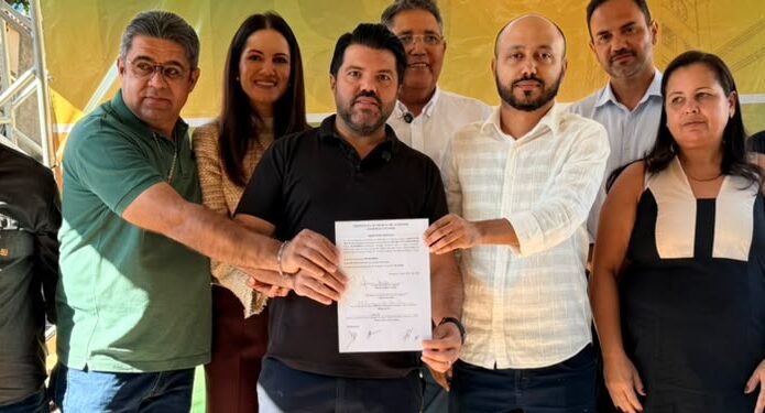 Elias do Nana tenta “roubar” obra de colega, é pego no pulo, se desculpa e apaga vídeo