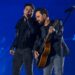 Em Goiânia, Zezé Di Camargo e Luciano mostram seus hits no Festival “Histórias” com coro do público