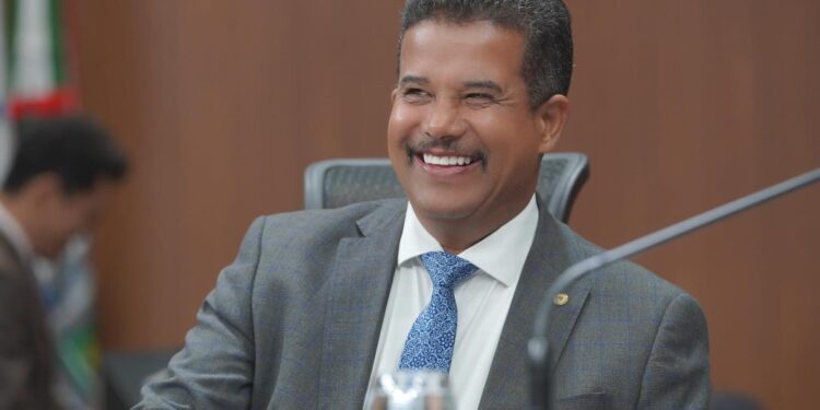 Patrimônio de Coronel Adailton mais que dobra em quatro anos