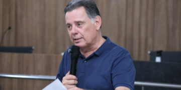 Justiça Eleitoral suspende impulsionamento de Marconi em postagem contra Daniel Vilela