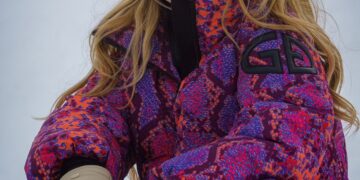 Lia Sangali transforma viagem ao Chile em cenário para nova produção da Skill to Dress