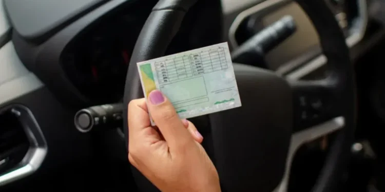 Mais de 205 mil veículos ainda não pagaram o IPVA 2026 em Goiás