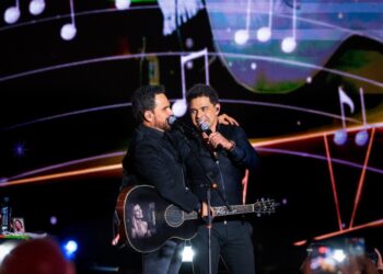 Zezé Di Camargo e Luciano emocionam público mineiro em mais uma edição do festival Histórias