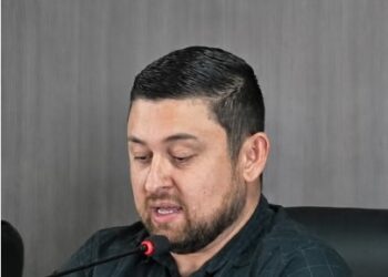 Vereador de Alexânia diz que secretarias “c4gam” para pedidos da Câmara
