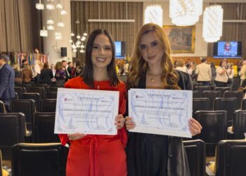 Gabi e Rapha são homenageadas como Revelação 2026 no Prêmio Marketing e Agências em Destaque