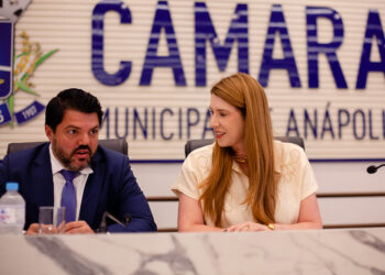 Márcio Corrêa avaliza permanência de Andreia Rezende no comando da Câmara