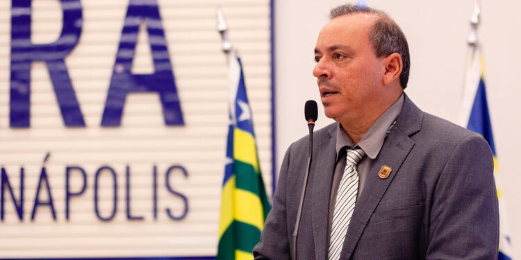 “A sociedade me quis. Prefeito deveria ter gratidão. Dei corpo político a Vitor Hugo”: as falas de Suender dois dias depois de perder eleição