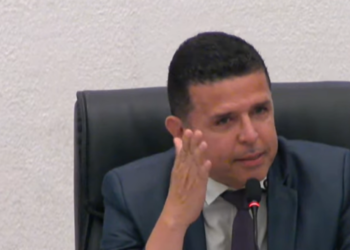 Wederson Lopes propõe que plenário da Câmara receba o nome de Amilton Filho