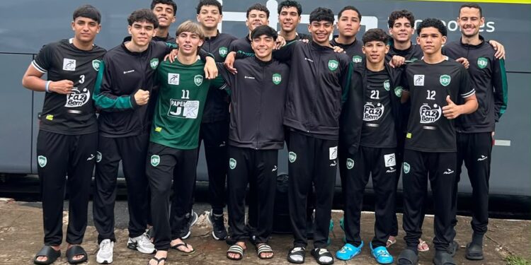 Time anapolino disputa maior competição de base de voleibol da América Latina