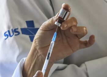Saúde orienta pais sobre vacinação infantil contra doenças pneumocócicas